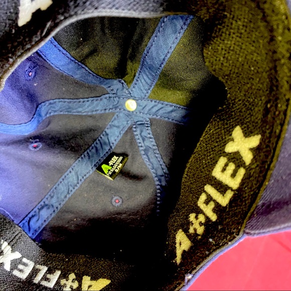 The north face hat - Picture 2 of 3